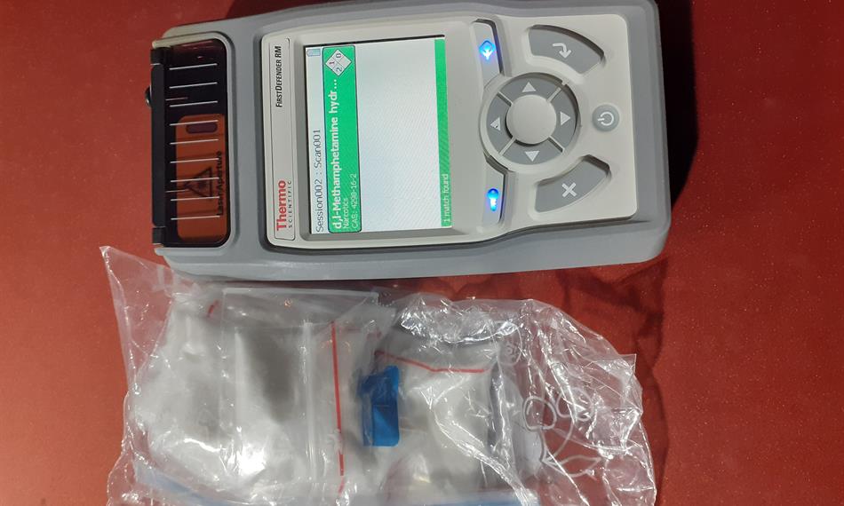 přístroj na detekci drog